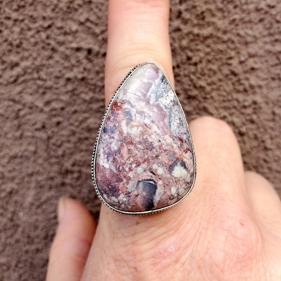 New Huge Pink Brecciated Mookaite 925 Silver Ring. - Picture 4 of 9
